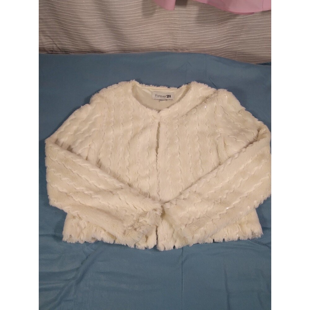 Forever 21 Textured Faux Fur Cropped Jacket Sz M